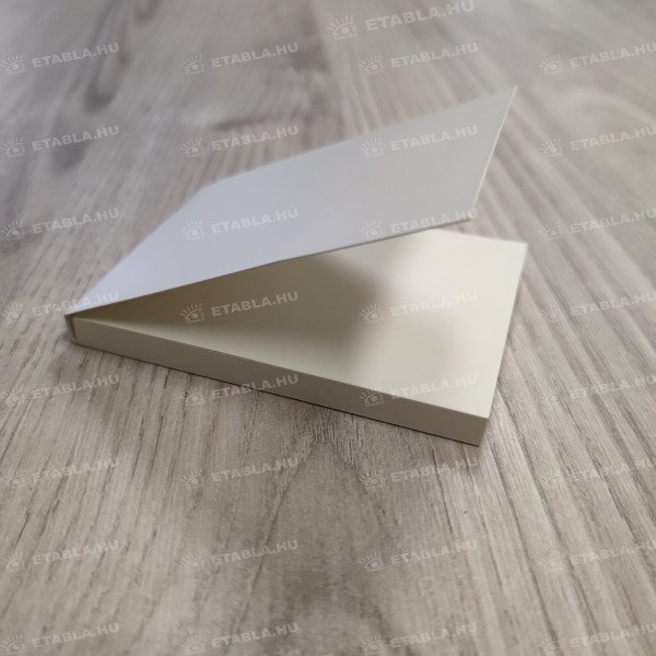 Jegyzettömb saját logós fedőlappal